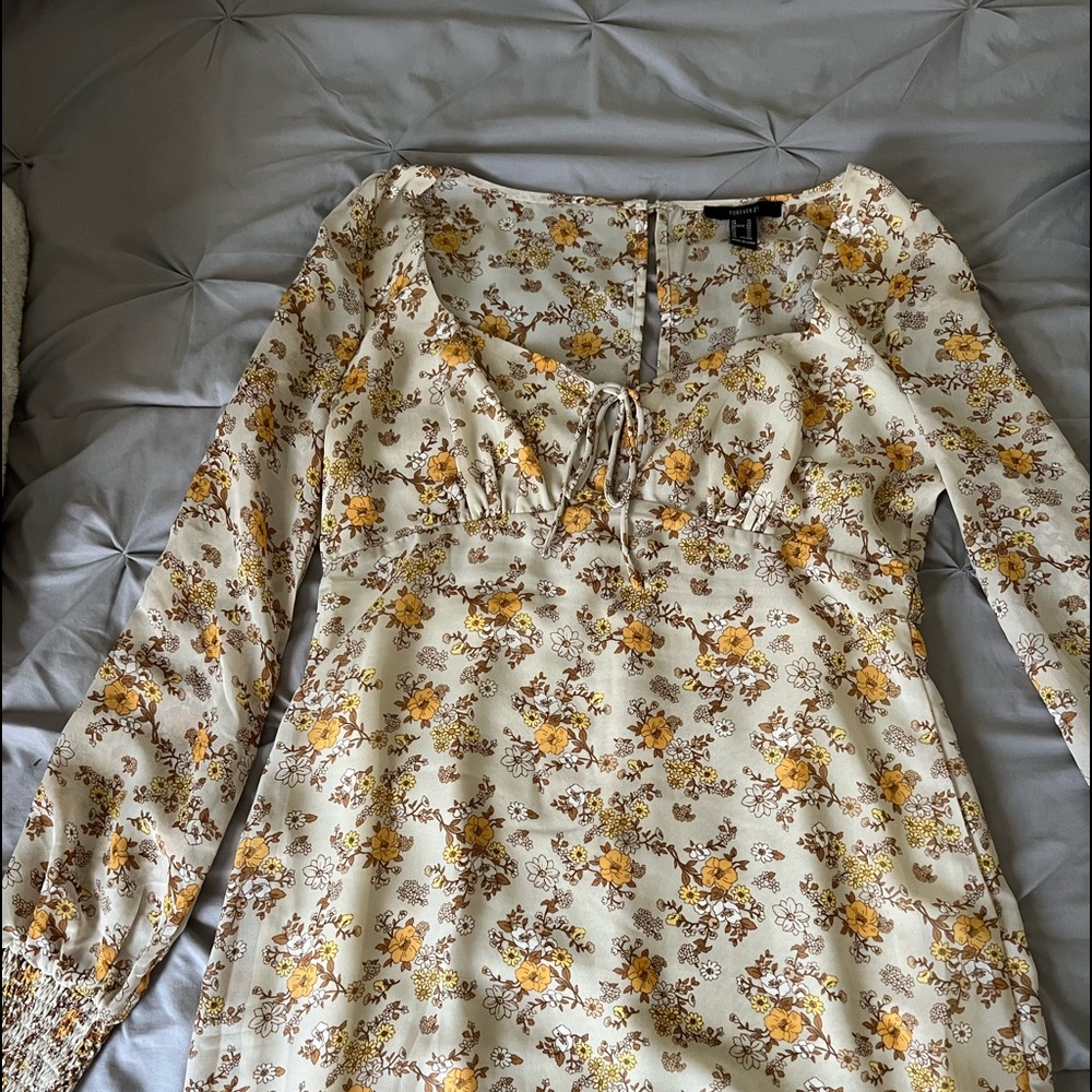 Forever 21 long sleeve floral dress size XL